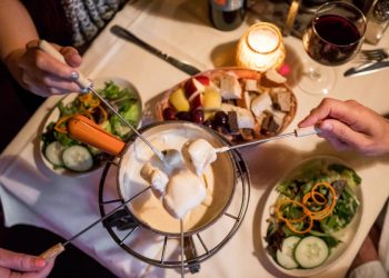 20+ romantic spots for Valentine’s Day dinner in Chicago