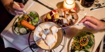 20+ romantic spots for Valentine’s Day dinner in Chicago