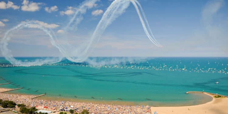 Where to watch the Chicago Air and Water Show