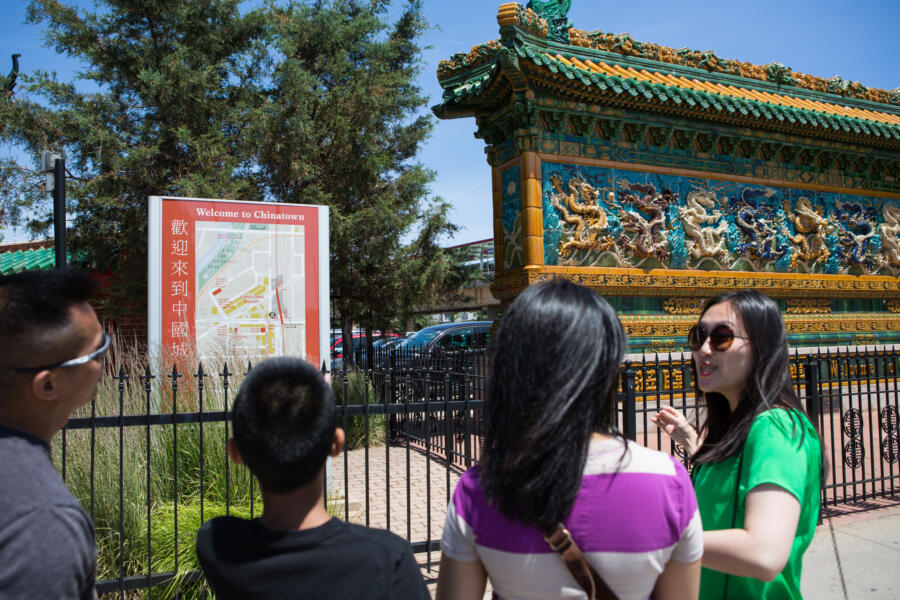 Chicago Greeter tour in Chinatown