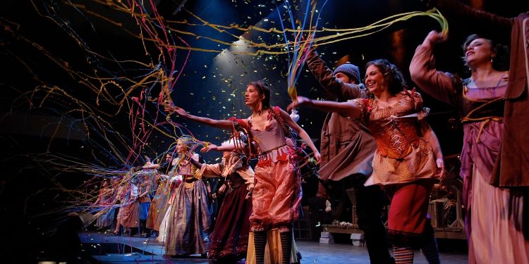 The Arts and Entertainment Scene in Chicago: A Hub of Creativity and Culture