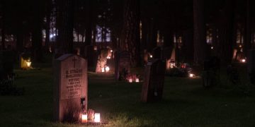 Unveiling the Spooky Charms of Chicago: A Guide to Halloween Haunts