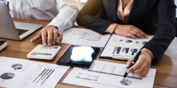 Navigating Financial Growth: Leveraging Bookkeeping and Accounting Services for Startups